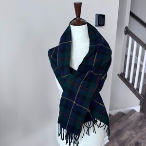 Vintage! Highland Home Industries Scarf - 100% LAMBSWOOL - Made in Scotland